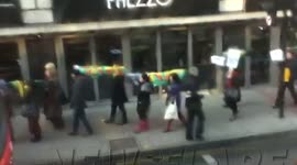 Dramatic protest by Kurdish Londoners