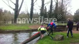 Devizes to Westminster 2012 - Portaging Like a Pro!