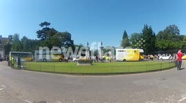 Olympic Torch leaving Kew Gardens