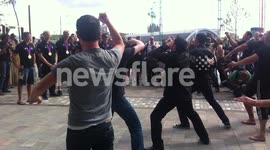 Olympic rowers greeted by fans outside Kiwi House