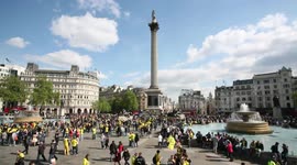 Trafalgar Square Timelapse 01