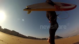 Surfing in Zurriola-Surfeando en La Zurriola