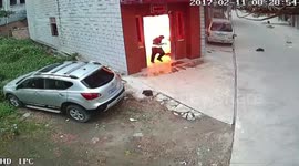 Private liquid gas filling workshop explodes