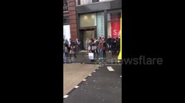 Newsflare Edit - Regent Street 'locked down' after suspicious package found in iconic toy shop