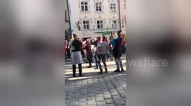 Newsflare Edit - Arsenal fans in Munich 15th of Feb 2017