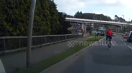Cyclist jumps red light
