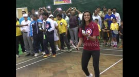 pv sindhu playing badminton