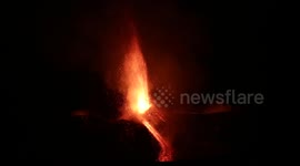 Stunning footage of Etna crater spewing lava