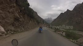 Himalayan Roadtrip - first river crossing