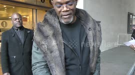 Foul-mouthed Samuel L. Jackson rants at autograph hunter