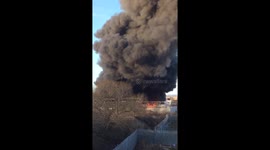 Massive fire at scrapyard in Glasgow, Scotland