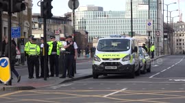 London Bridge evacuated following suspicious vehicle discovery