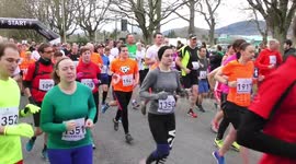 2017 Inverness half marathon race start and first male competitors finishing