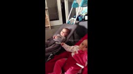 Crasy laughing of twin babies