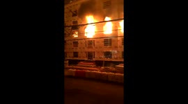 Fire destroys apartment in Raleigh, US