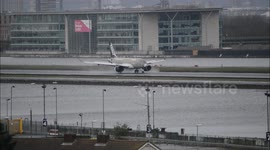 Bombardier CS100 pays 1st visit to London City Airport