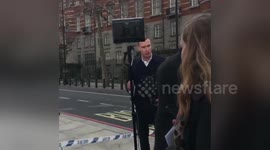 Newsflare Edit - Media frenzy #londonattack #westminsterbridge https://t.co/n4TpS2fceM