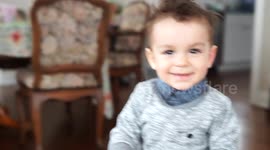 Russian is SCARY - Baby starts crying only after hearing Russian :)