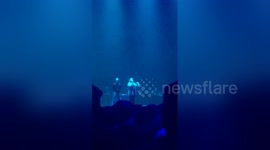 Fans boo as Drake postpones gig in Amsterdam due to illness