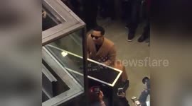 John Legend's impromptu performance at St Pancras station