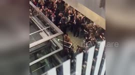 Newsflare Edit - John Legend's impromptu performance at St Pancras station