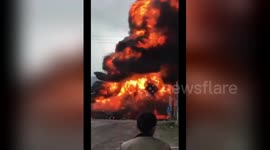 Major fire breaks out after crash killing one in southern China