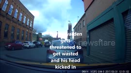 Caught on dash cam, Man threatends traffic warden saying he is going to waste him