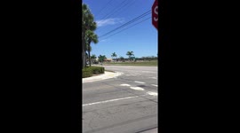 Chinese President Xi motorcade heading to West Palm Beach airport