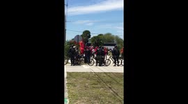 Chinese supporters waiting for President Xi to arrive at West Palm Beach Airport