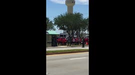 Chinese supporters waiting for President Xi's motorcade