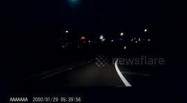 Newsflare Edit - Meteor lights up the sky in San Diego, California