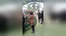 Newsflare Edit - Keukenhof - orchid exhibition