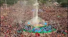Thousands celebrate Water Festival in southwestern China