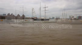 Greenwich Tall Ship Festival London 2017, Tall Ships Passing the Thames barrier