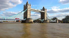 Tower Bridge, London, Video of the Opening and Closing of the bridge, Very rare footage