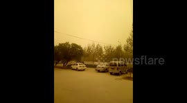 Powerful sandstorm hits northwestern China