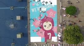 Artist makes giant piece of work out of candy