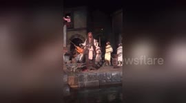 Newsflare Edit - Johnny Depp surprises DisneyLand visitors as Captain Jack Sparrow