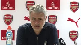 José Mourinho comically digs at Arsenal supporters