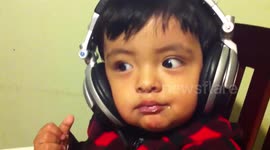 Baby loves music, funny 2012