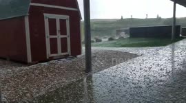 Newsflare Edit - Impressive hail storm batters Denver area