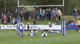 Referee joins in awesome try celebrations during rugby match
