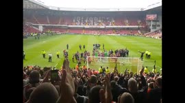 Sheffield United Promotion Win. Receiving the Cup 2016/2017