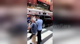 Newsflare Edit - Time square innocent