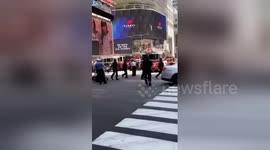 Newsflare Edit - Time square innocent