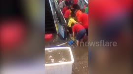 Heavy rainstorm causes flooding in southern China