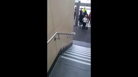 Manchester arndale evacuation  #arndalemanchester #evacuation #manchester #armedpolice https://t.co/TkIopnsrQB