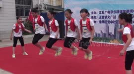 Primary school students shows off amazing skipping rope skills
