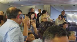 Man in Trump Hat Calls Woman a Lesbian on United Flight 87 Shanghai -Newark UA87