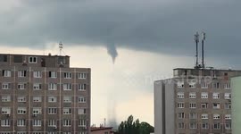 Tornado appears over city in Hungary